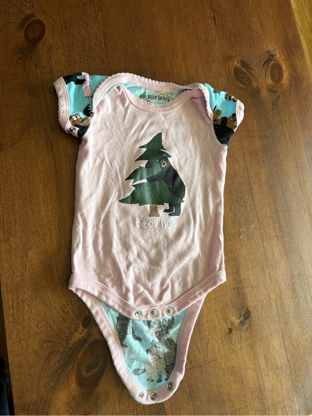🩷 6 for $20 🩷 Pink 'Bear Hug' Short Sleeve One-Piece Bodysuit for Kids